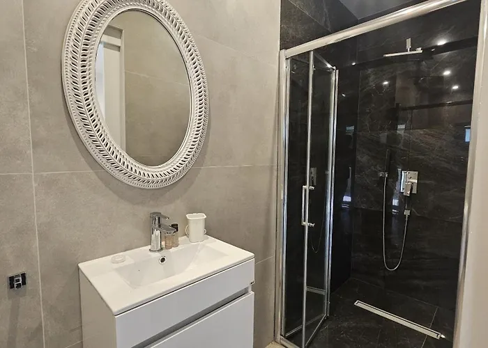 Executive Retreat * Нікосія